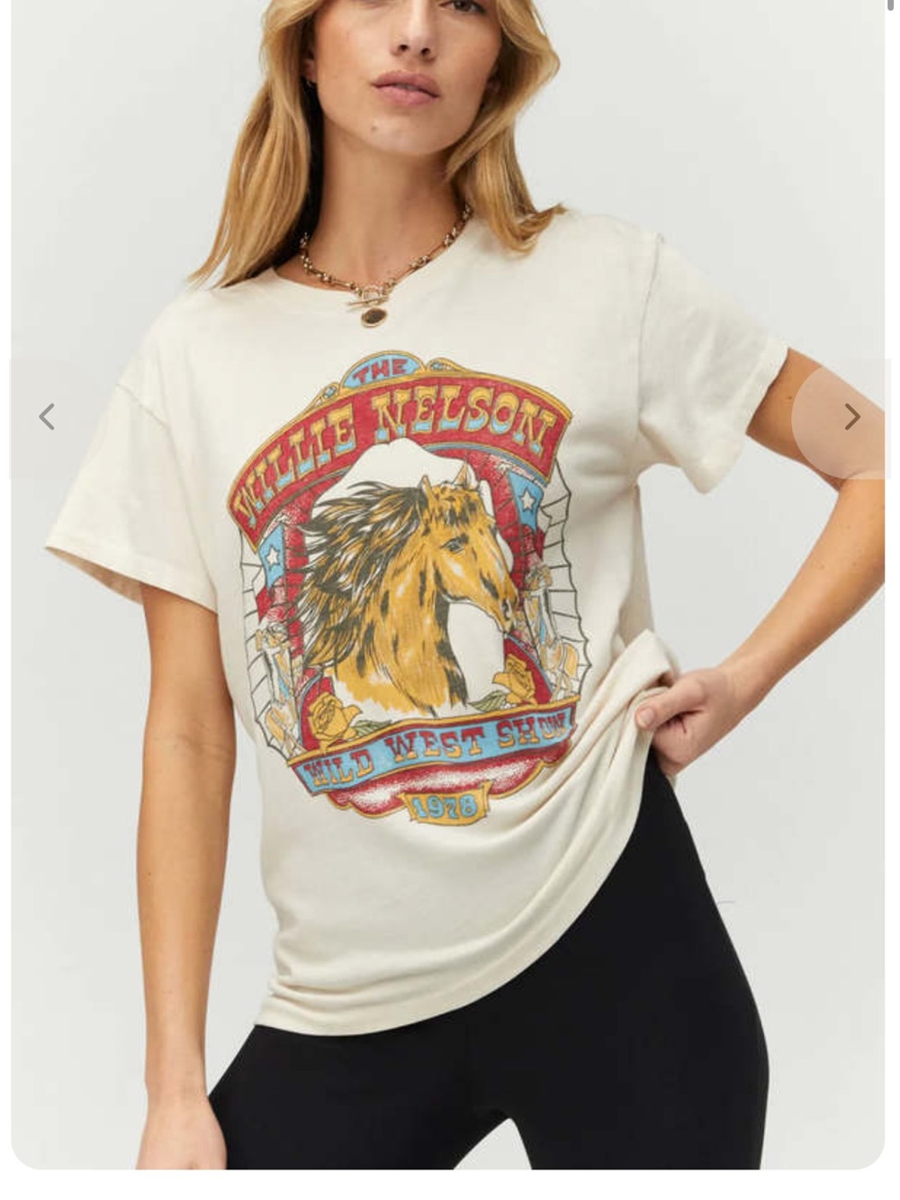 Daydreamer Cream Willie Nelson Horse Graphic Tee